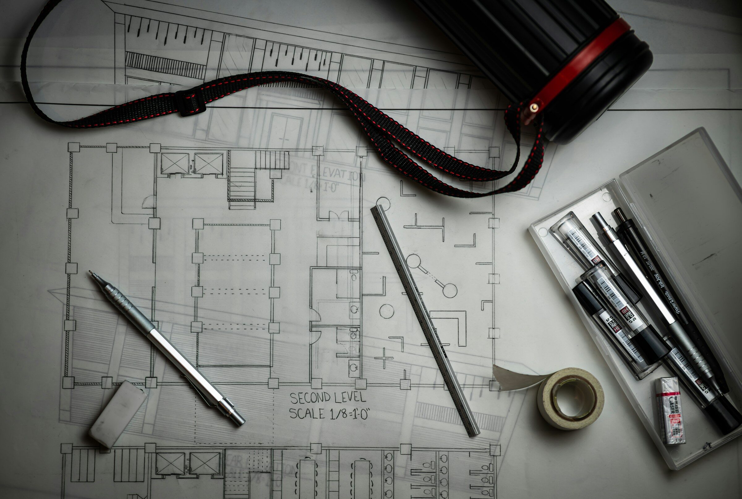Drawings, pencils and a ruler — deciding the structure before building